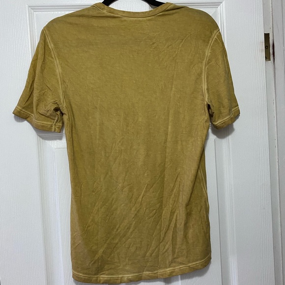 Lululemon 5 Year Basic Tee *Sun Wash - Picture 5 of 6